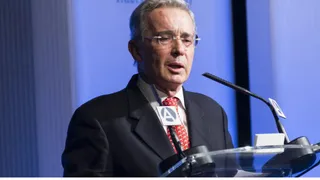 “Paloma ha sido firme y transparente”: Uribe contrastó su trayectoria con la de Abelardo de la Espriella