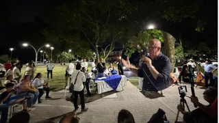 Alexander Baquero entregó parque renovado en la Comuna 8 de Villavicencio, con nuevos senderos, corredores y 39 luminarias