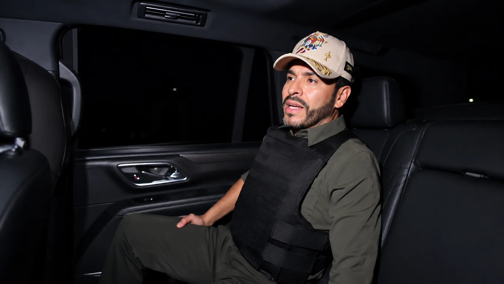 Abelardo De La Espriella sale a patrullar Santa Marta en medio del paro armado: “Tienen un presidente que los va a defender”