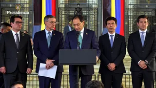 Vicepresidente Restrepo: “Nos dejaron jodidos como país” y presenta ley de rescate económico al Congreso